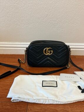 Gucci Black Quilted GG Chain-Strap Crossbody Bag